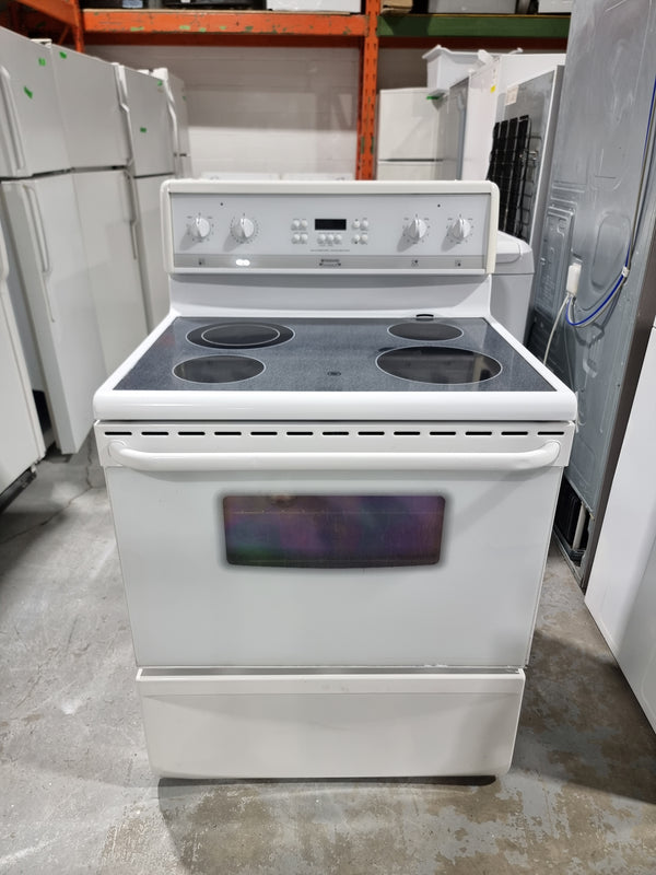 Cuisinière 30po Blanche | BFEF374JIS - FRIGIDAIRE *** USAGÉ ***