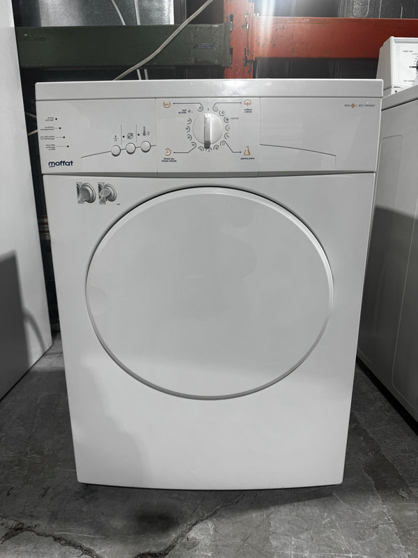 Sécheuse 24po Blanc | RCKH315EHWW - Moffat  ***USAGÉ***