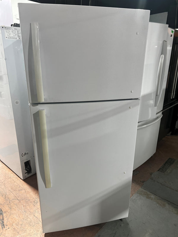 Réfrigérateur 30po Blanc | MTE18GTKCWW - Moffat *** USAGÉ ***