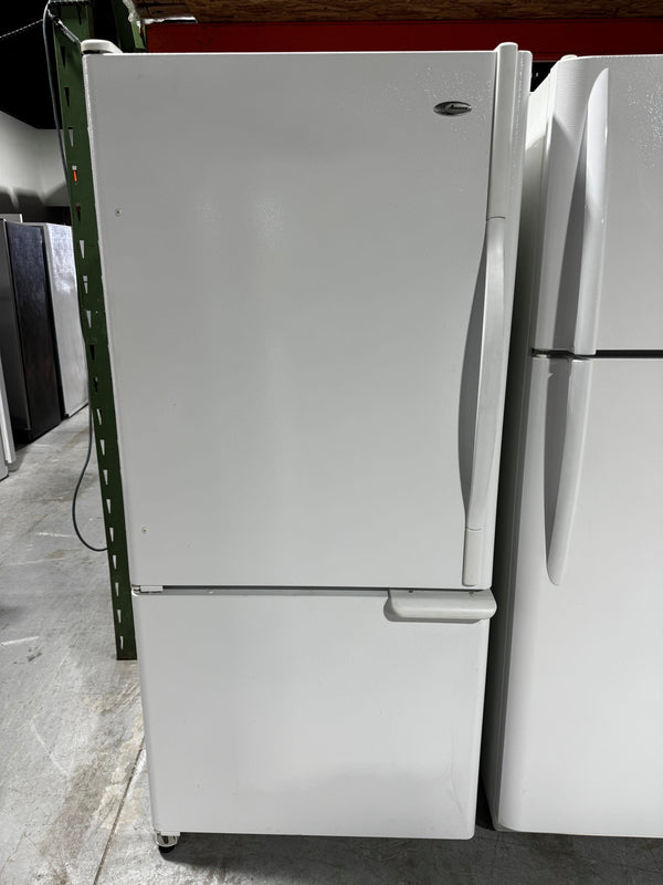 30" white refrigerator with bottom freezer | ABB1921DEW - Amana *** USED ***