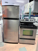 28" (Fridge) 30" (Stove) Stainless Steel Kitchen Set | Whirlpool *** USED ***