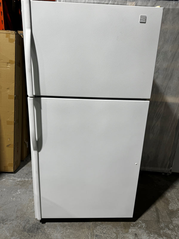 33in White Refrigerator | 106.67372801 - Kenmore *** USED ***