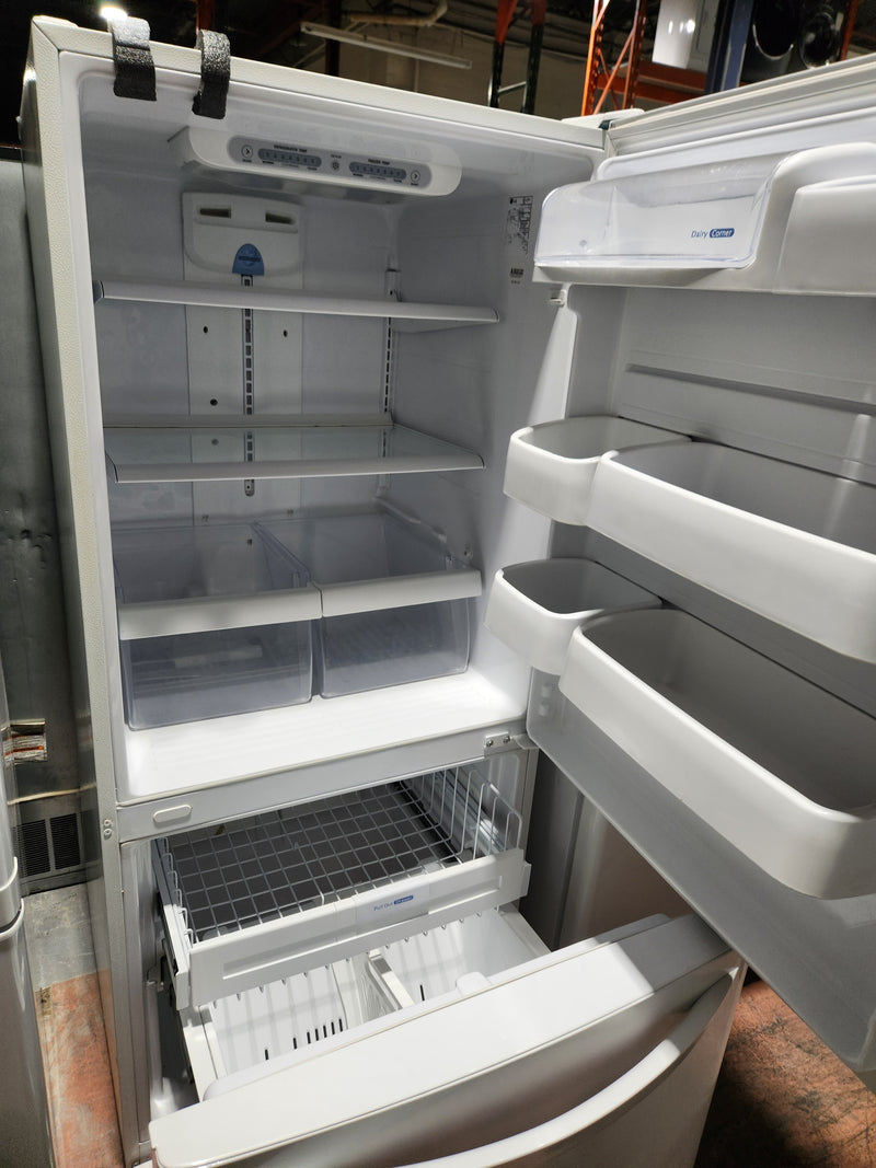 Réfrigérateur 30po avec Congélateur inferieur  |  LG ***USAGÉ***