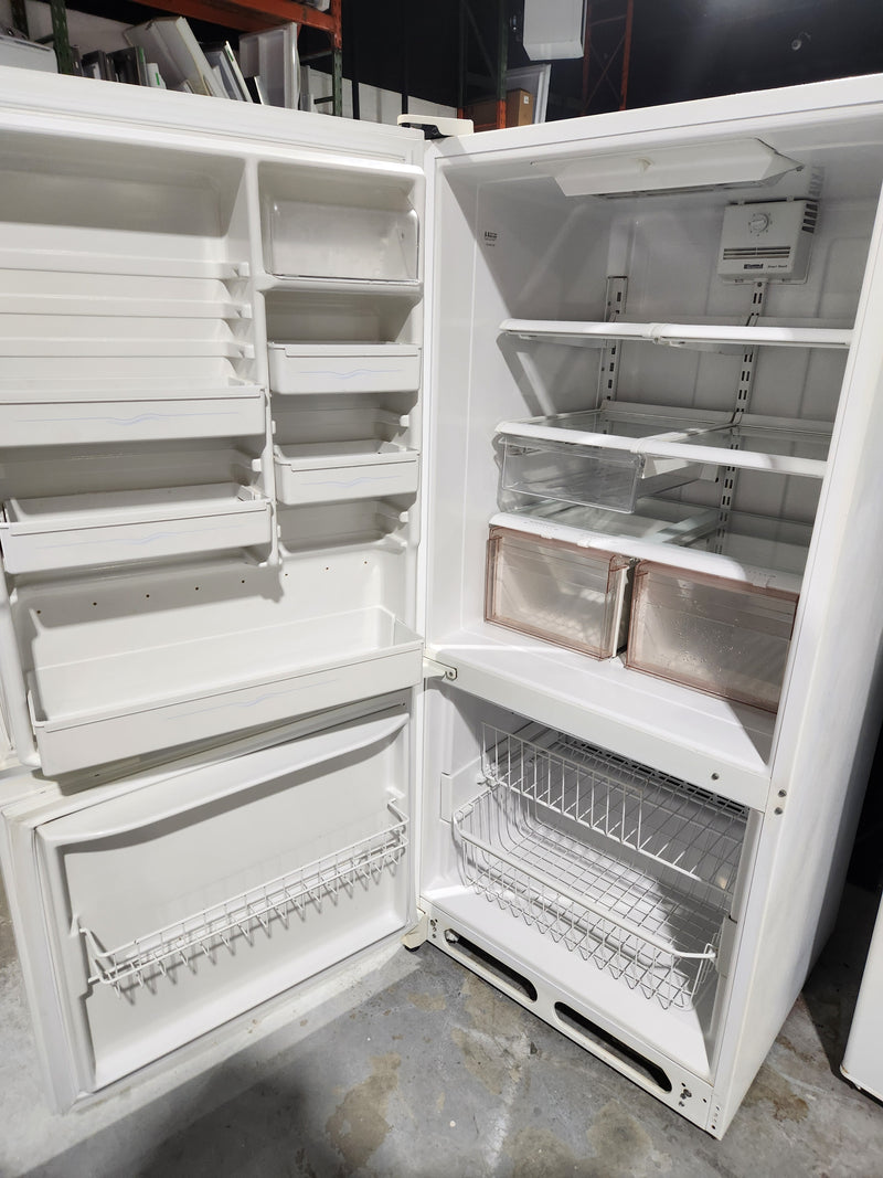 30" White Bottom Freezer Refrigerator | Kenmore *** USED ***