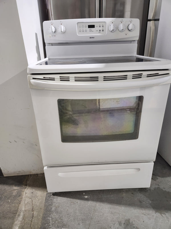 Cuisinière 30po Blanche vitrocéramique | 970-689022 - Kenmore *** USAGÉ ***