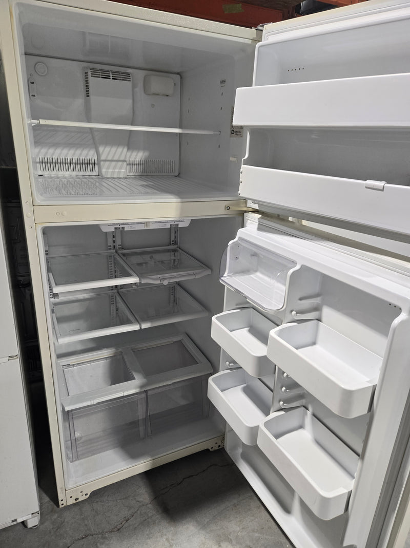30" White Refrigerator | PTB1954GRQ - Maytag *** USED ***