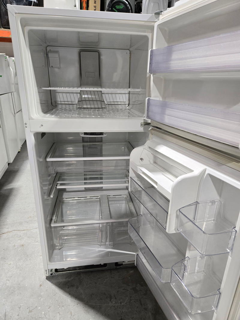 30" White Refrigerator | M9RXDGFW10 - Maytag *** USED ***