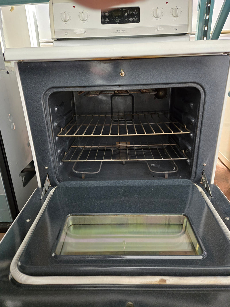 Cuisinière Blanche 30po Vitrocéramique | CFEF372ES5 - Frigidaire *** USAGÉ ***