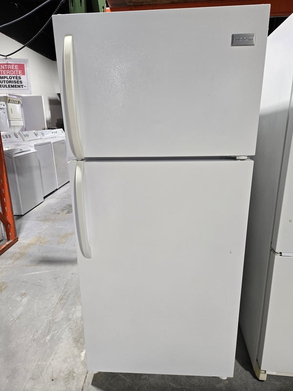 Réfrigérateur  28po Blanc | FFHT1614QW - Frigidaire *** USAGÉ ***