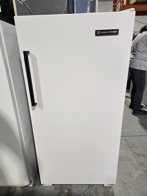 28in Upright Freezer | UF12CW1 - General Freezer *** USED ***