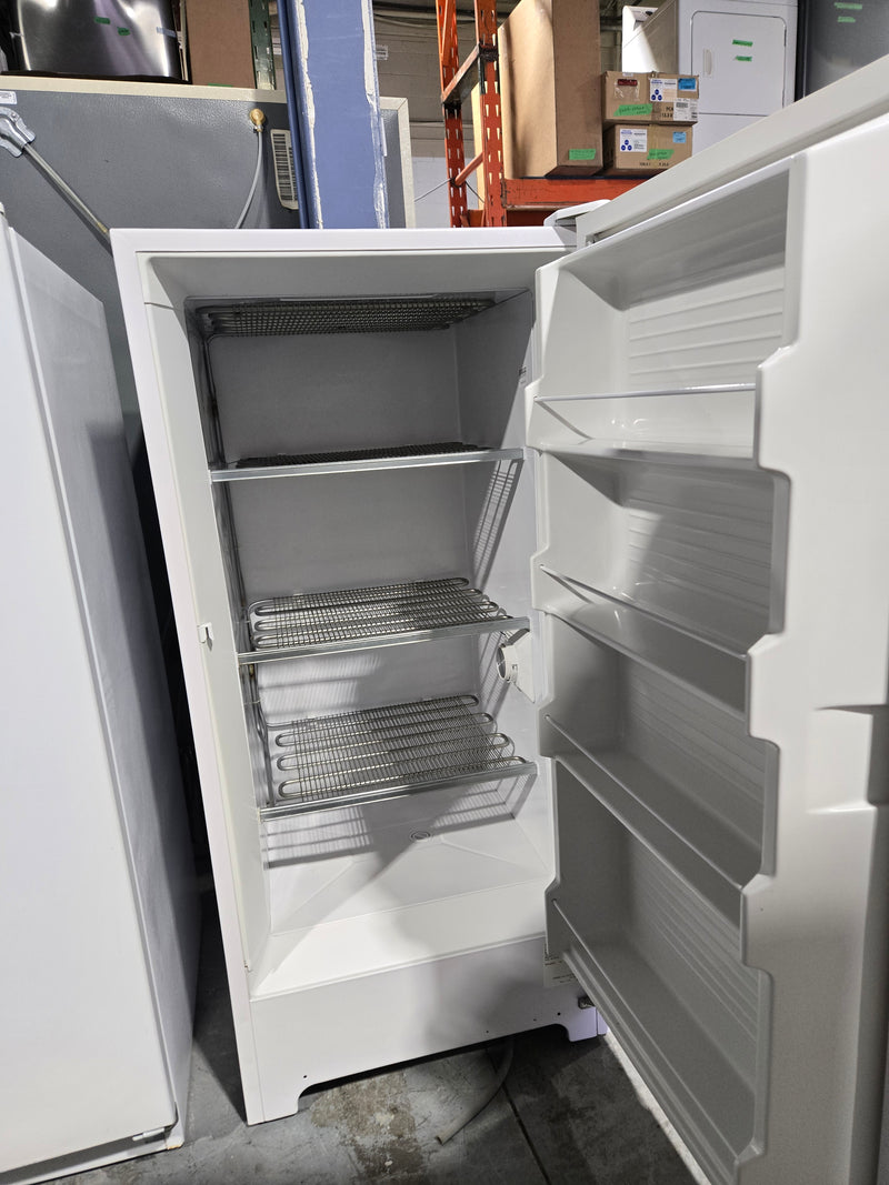 28in Upright Freezer | UF12CW1 - General Freezer *** USED ***