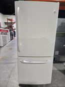 Réfrigérateur 30po Blanc congélateur en bas | GDS20KBSBWW - GE *** USAGÉ ***