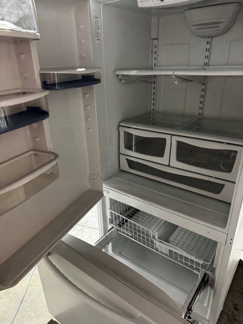 Réfrigérateur 33po Blanc congélateur en bas | ABB227DEW - Amana *** USAGÉ ***