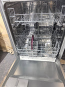 24" Dishwasher with Stainless Steel Tub | DWT 25502 SS - Blomberg *** USED ***