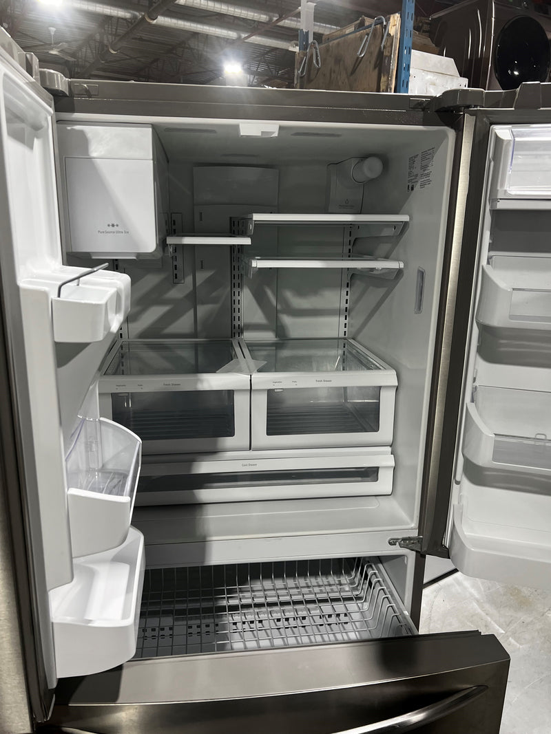 Réfrigérateur 36po Inox. Congélateur en bas 3 portes | FGHB2866PF6 - Frigidaire Gallery *** USAGÉ ***