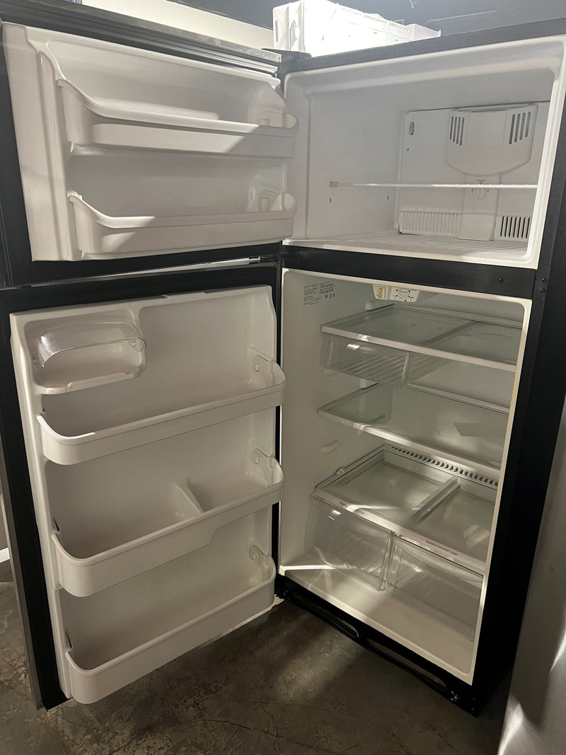 Réfrigérateur 30po Inox | FRT8S6ESKG - Frigidaire *** USAGÉ ***