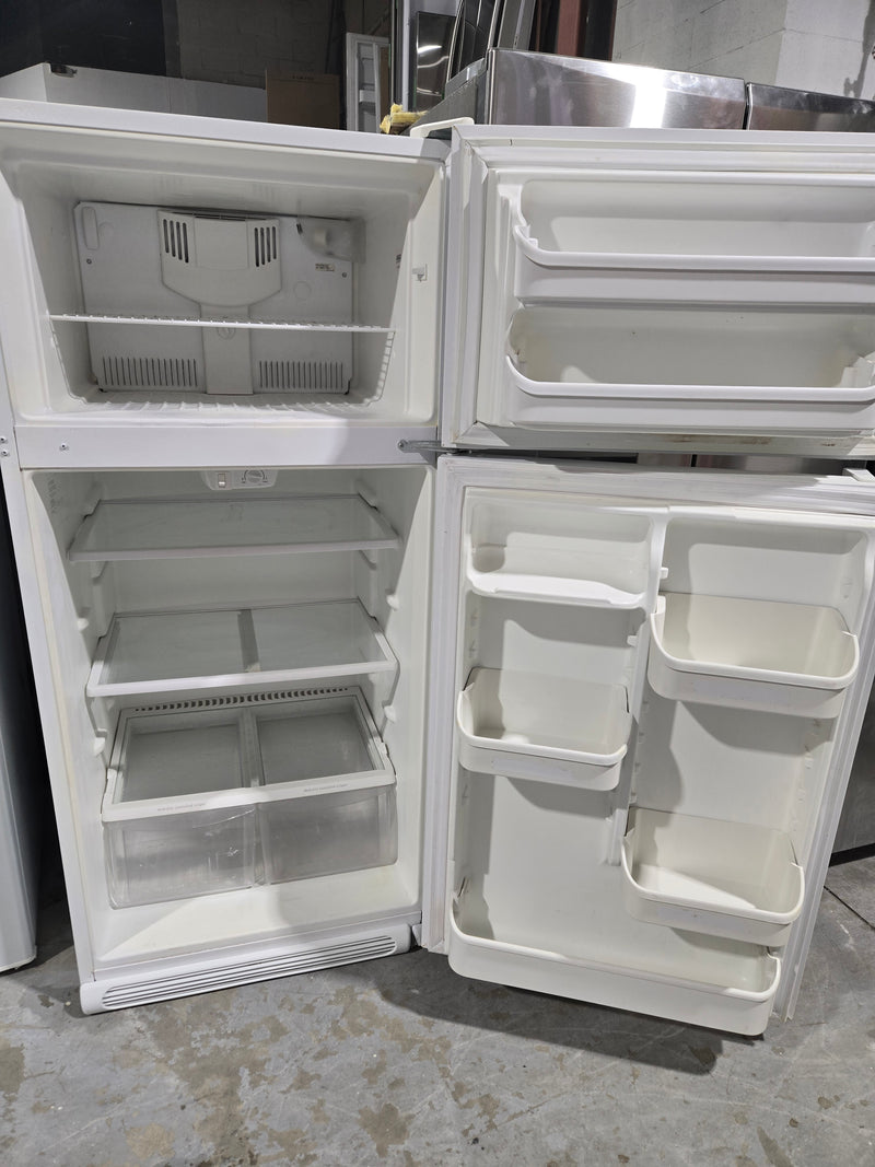 30in White Refrigerator | 970-429021 - Kenmore *** USED ***