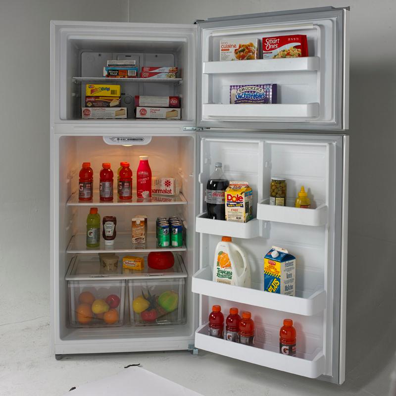 Avanti 30 inch, 18 cu.ft Top Freezer Refrigerator FF18D0W IMAGE 5