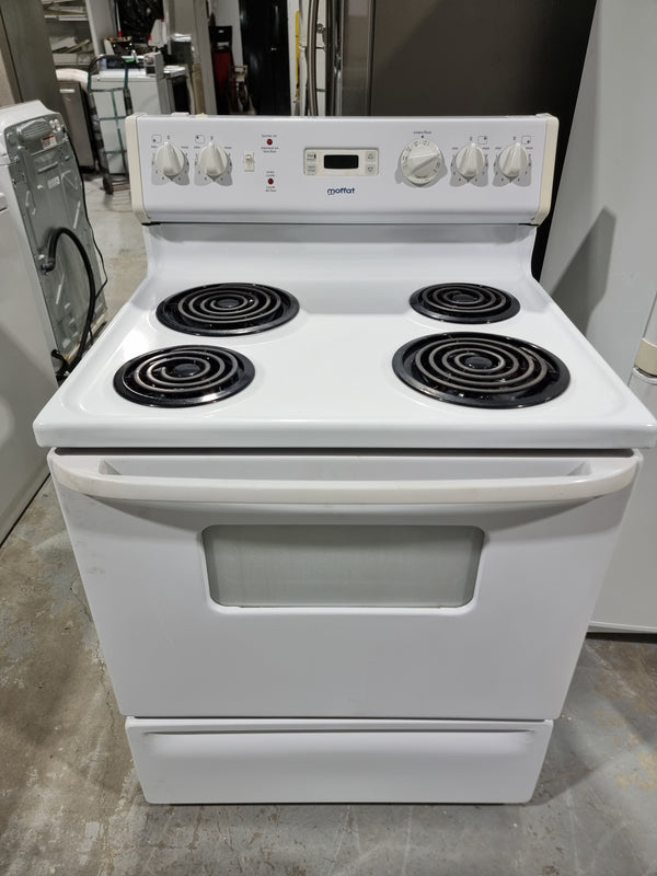 Cuisinière 30po Blanc | MCBS524K2WW - MOFFAT *** USAGÉ ***