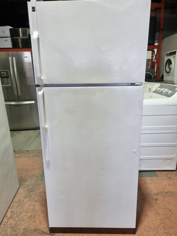 Réfrigérateur 28po Blanc | HTS18GBRERWW - Hotpoint *** USAGÉ ***