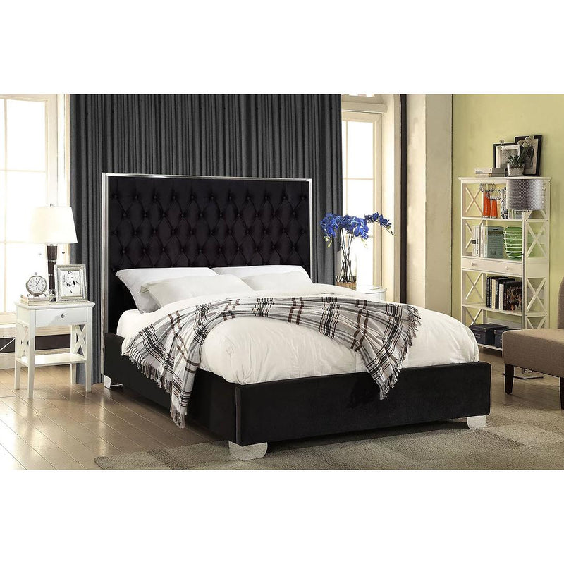 IFDC Queen Upholstered Platform Bed IF 5542 - 60 IMAGE 1