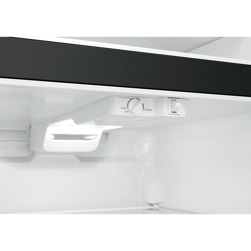 Frigidaire 30-inch, 18.3 cu. ft. Top Freezer Refrigerator FFHT1835VS IMAGE 4