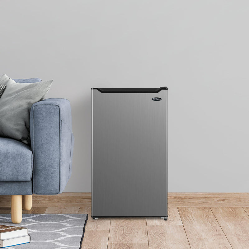Danby 18.6-inch, 3.3 cu. ft. Freestanding Compact Refrigerator DCR033B2SLM IMAGE 13