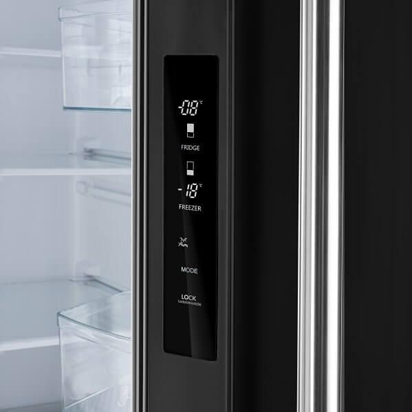  Forno 30-inch, 17.5 cu. ft. Counter-Depth French 3-Door Refrigerator with Interior Ice Maker FFFFD1974-31BLK IMAGE 7