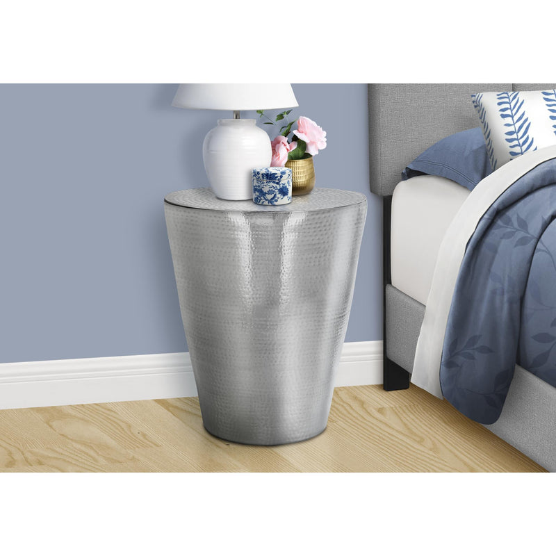 Monarch End Table I 3925 IMAGE 2