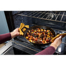  Whirlpool 30-inch Slide-in Gas Range with Air Cooking Technology WSGS4530TZ IMAGE 8