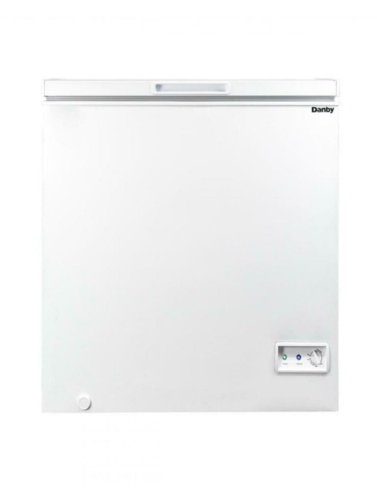 Danby DCF070A5WCDB 7 Cubic Feet White Convertible Chest Freezer to Refrigerator [SCRATCH & DENT]