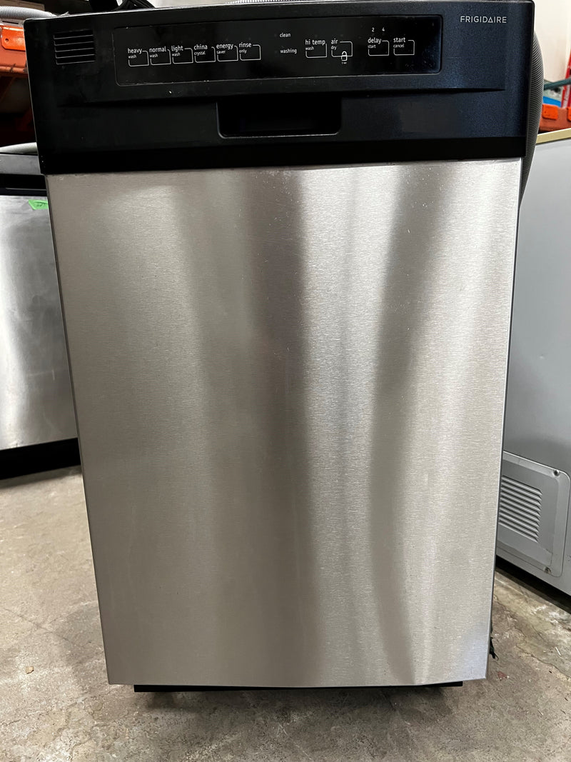 Lave-vaisselle 18po cuve inox. | FFBD1821MS1B - Frigidaire ***USAGÉ***