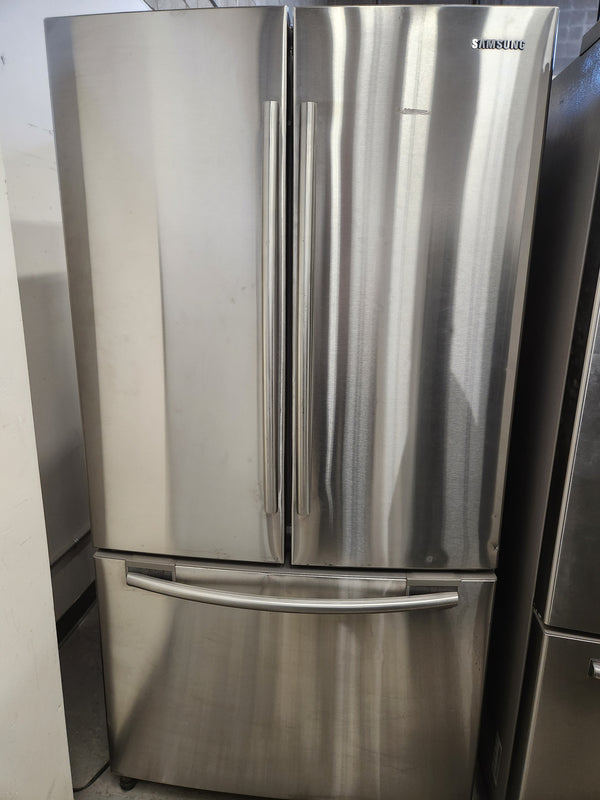 Réfrigérateur 36po Inox congélateur inférieur porte française | RF263AFRS - Samsung ***USAGÉ***