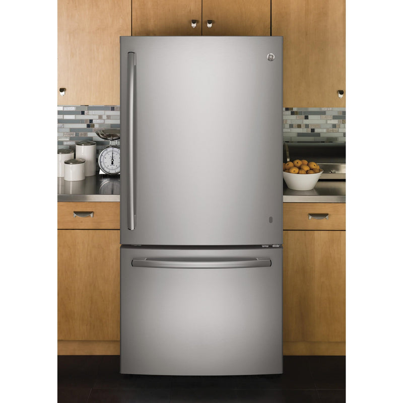 GE 30-inch, 20.9 cu. ft. Bottom Freezer Refrigerator GDE21DSKSS IMAGE 5