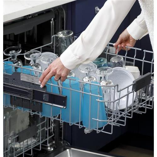 GE 24-inch Built-in Dishwasher with Sanitize Option GDT665SMNES IMAGE 8