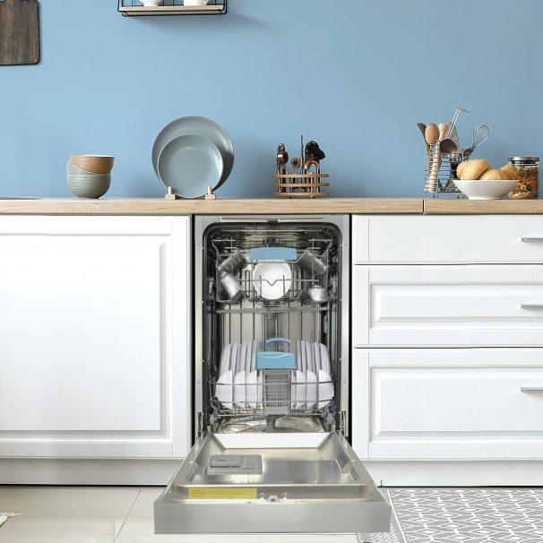 Danby 18-inch Built-in Dishwasher DDW18D1ESS IMAGE 3